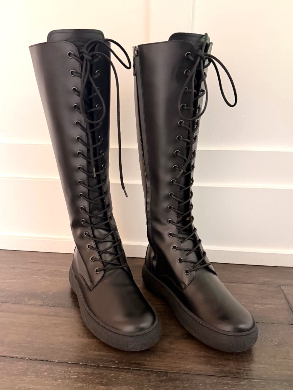 TOD'S Chic W G Lace Up Tall Black Calfskin Leather Boots 39.5/9 NIB $1,675!!